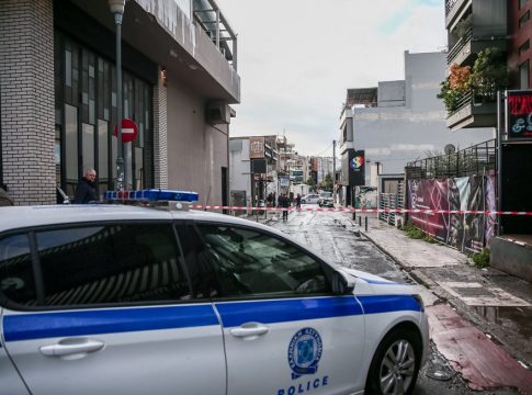 Πώς φτάσαμε στην αιματηρή συμπλοκή με τους 3 τραυματίες στο Γκάζι – Ο άγριος καβγάς πριν τους πυροβολισμούς