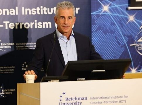 Ευρώπη: Ο αρχηγός της Μοσάντ συναντήθηκε με τον πρωθυπουργό του Κατάρ για τους ομήρους
