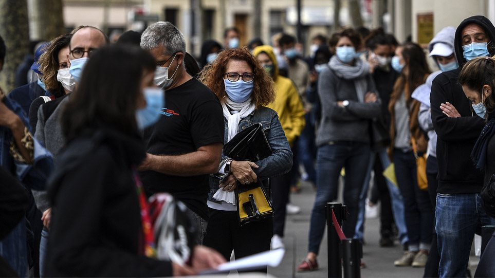 Σαρώνει ο κορωνοϊός – Αυστηρές συστάσεις για εμβόλιο και μάσκες – Τα 5 μέτρα για να αποφύγουμε τα χειρότερα