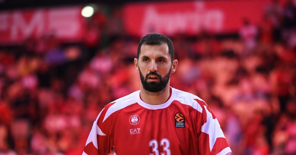 Ο Μίροτιτς παραμένει τραυματίας και είναι αμφίβολος για τα ματς της Αρμάνι με τους «αιώνιους»
