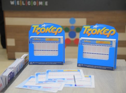 ΤΖΟΚΕΡ: Τουλάχιστον 5,7 εκατ. ευρώ στην πρώτη κατηγορία και 100.000 ευρώ για κάθε τυχερό 5άρι – Απόψε στις 22:00 η κλήρωση του παιχνιδιού