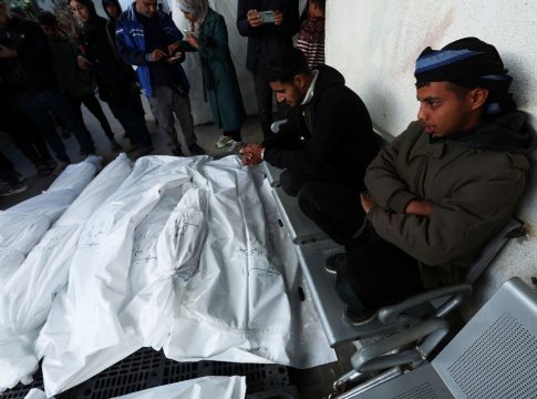 Παλαιστίνιοι για τις 100 ημέρες των βομβαρδισμών: «Μοιάζουν με 100 χρόνια, γίναμε μάρτυρες της καταστροφής»