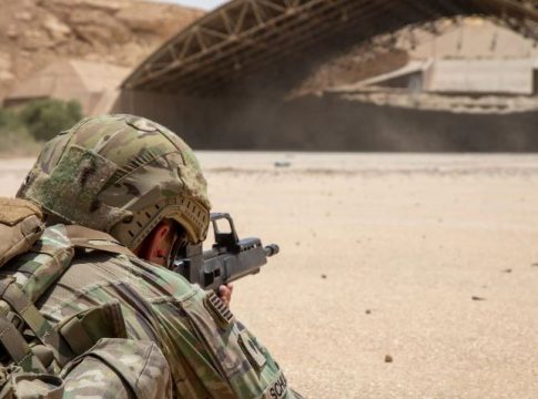 Έγγραφα-βόμβα: Σε ετοιμότητα τα αμερικανικά στρατεύματα για χερσαία εμπλοκή των ΗΠΑ στον πόλεμο του Ισραήλ