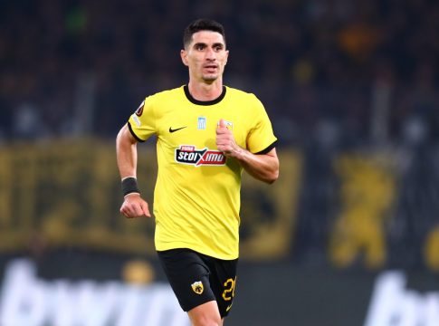 Μάνταλος: «Από τις ωραιότερες στιγμές της ζωής μου όταν υπέγραψα στην ΑΕΚ» (vid)