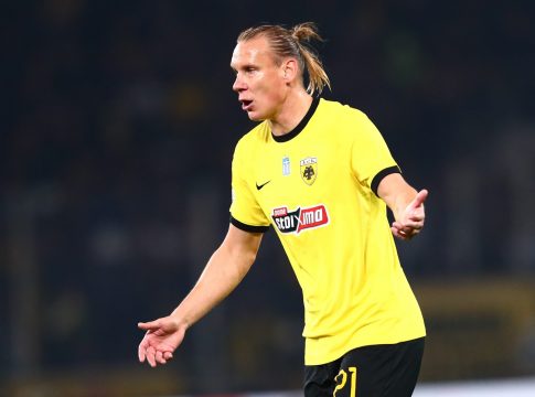 ΑΕΚ: Προπονήθηκε κανονικά ο Βίντα μετά το χτύπημα στο γόνατο