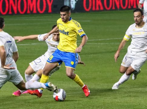 Με κόσμο στις εξέδρες το Athens Kallithea-Παναιτωλικός