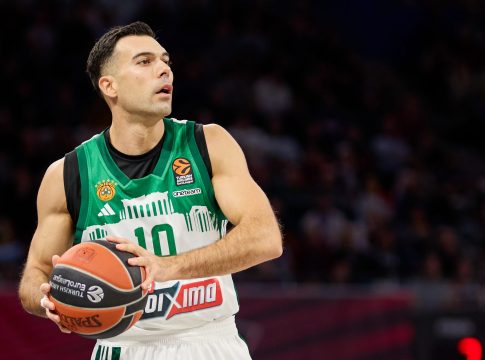 Παναθηναϊκός: Αγωνία με Σλούκα, θα υποβληθεί σε μαγνητική (vid)