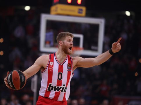 Γουόκαπ: «Στόχος του Ολυμπιακού το triple crown» (vid)