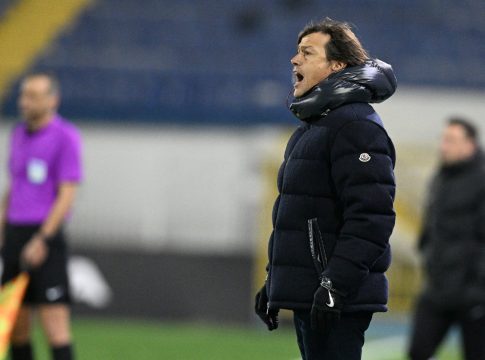 Αλμέιδα: «Αυτή ήταν η διαφορά σε σχέση με τα άλλα ματς – Χαρούμενοι όσοι πιστεύουν ως το τελευταίο δευτερόλεπτο»