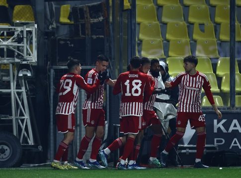Η… λευκή πετσέτα, οι αφίξεις που συνεχίζονται και το αναπτερωμένο ηθικό