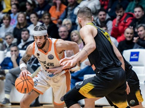 Προμηθέας – ΑΕΚ 80-79: Χέιλ και Κάουαν «εκτέλεσαν» την Ένωση