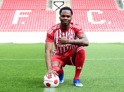 Η πρώτη «ερυθρόλευκη» ανάρτηση του Άμπι: «Ανυπομονώ να πετύχω μεγάλα πράγματα με την ομάδα» (pic)