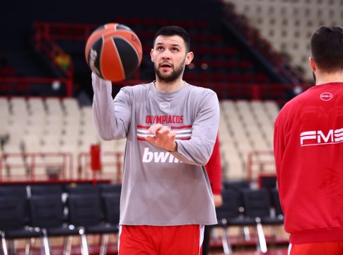 Παπανικολάου: «Δεν έχουμε περιθώρια για χαλάρωση, να κάνουμε το καλύτερο δυνατό»