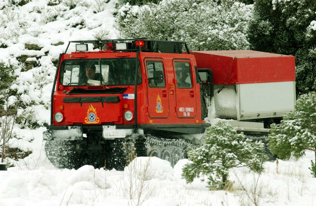 Συναγερμός στην Εύβοια – Αποκλείστηκαν τέσσερις νεαροί στα χιόνια