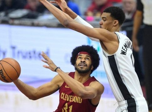 Καβαλίερς – Σπερς 117-115: Τα… είδαν όλα κόντρα στα «σπιρούνια» οι «ιππότες», αλλά πήραν τη νίκη