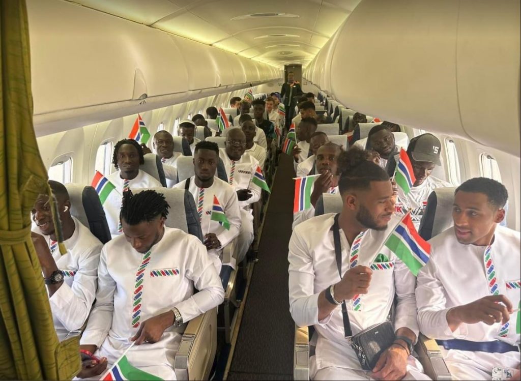 Τρόμος στον αέρα για την αποστολή της Γκάμπια: Λιποθύμησαν ποδοσφαιριστές στο αεροπλάνο λόγω έλλειψης οξυγόνου!