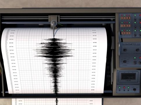 Δυνατός σεισμός αισθητός στην Αττική