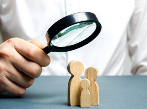 «Θηλιά» στο λαιμό της Ελλάδας η γήρανση του πληθυσμού – Αναζητούνται άμεσα λύσεις