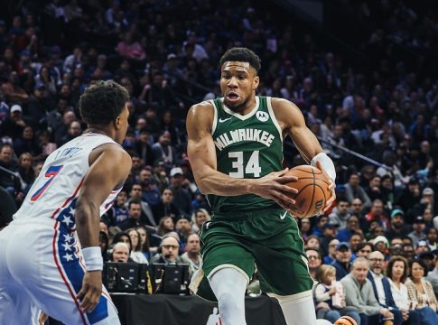 Αντετοκούνμπο: «Αυτοί είναι οι πραγματικοί Μπακς»