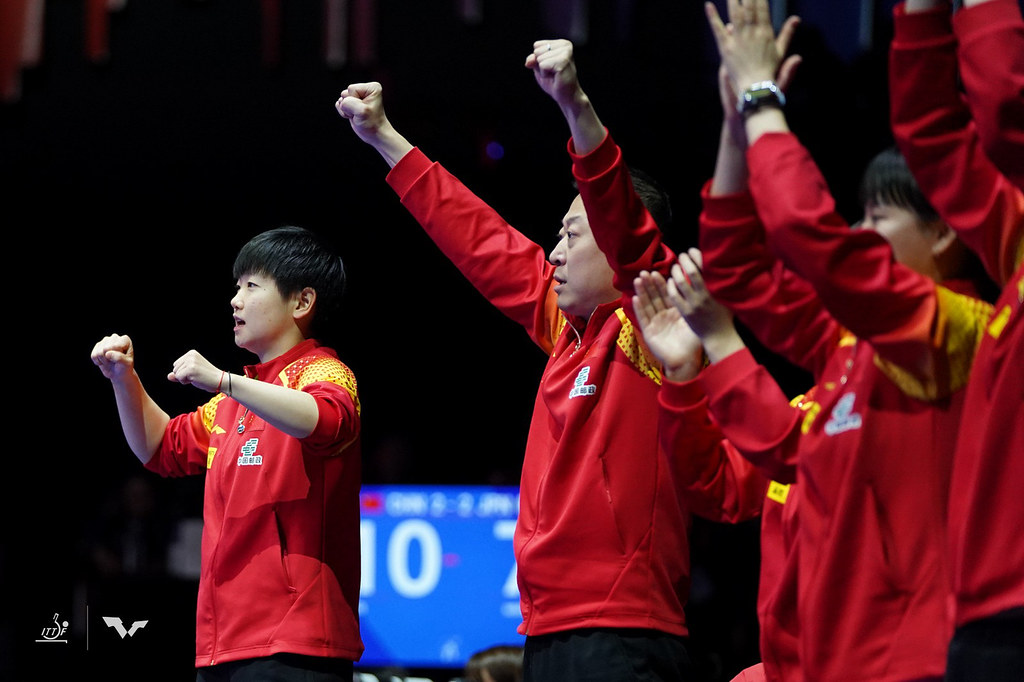 Πινγκ Πονγκ: Η Κίνα διατήρησε δύσκολα τα παγκόσμια πρωτεία στις γυναίκες – Κίνα και Γαλλία στον τελικό των ανδρών