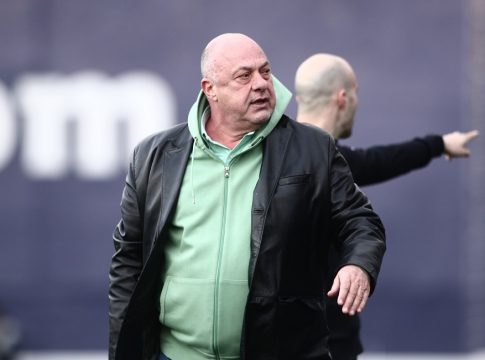 Μπέος: «Δεν έχω πει και δεν έχω μετανιώσει για τίποτα – Δεν είναι ρατσιστική η λέξη μαϊμού» (vid)