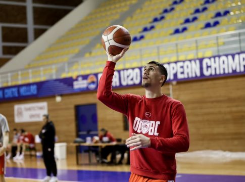 Λαρεντζάκης: «Όταν είσαι Πρωταθλητής και Κυπελλούχος Ελλάδος ο στόχος δεν μπορεί να είναι κάτι λιγότερο από το repeat»
