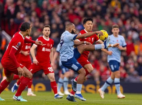 LIVE: Μπρέντφορντ – Λίβερπουλ