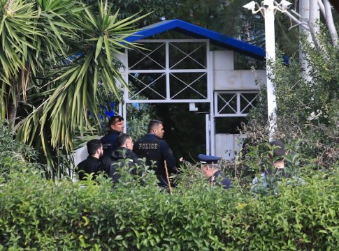 Γλυφάδα: Συγκλονιστική μαρτυρία για το μακελειό – Τι λέει ο άνθρωπος που είδε τον 76χρονο να σκοτώνει