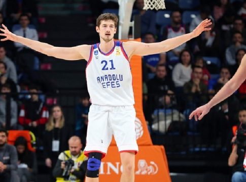 Τέλος ο Τιμπόρ Πλάις από την Εφές (vid)