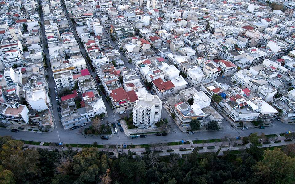 Πώς γλιτώνουν τη φορολογική παγίδα οι ιδιοκτήτες ακινήτων