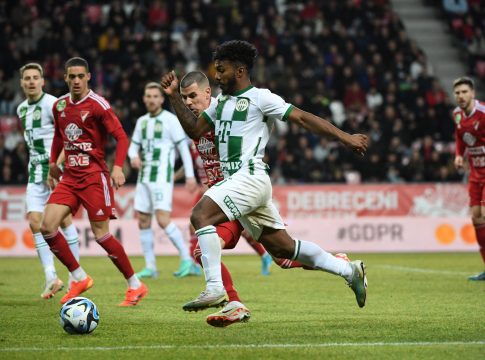 Νίκη κορυφής πριν τον Ολυμπιακό για την Φερεντσβάρος (1-2)