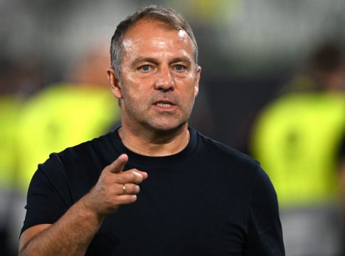 Ο Φλικ ξεκίνησε συνεργασία με τον Ζάχαβι για να βρει την επόμενη δουλειά του