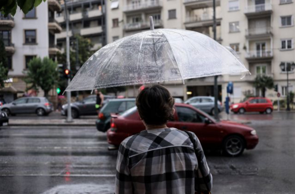 Καιρός: Πώς εξελίσσεται η κακοκαιρία – Πού αναμένονται καταιγίδες τις επόμενες ώρες