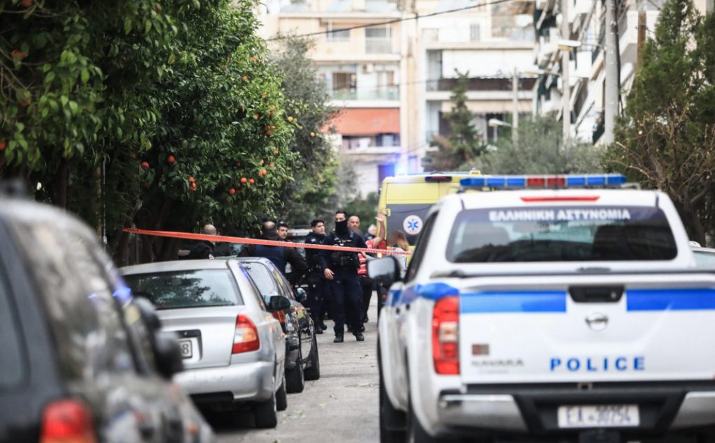Νίκαια: Σκότωσε τον γαμπρό του και αυτοκτόνησε – Βρέθηκε ιδιόχειρο σημείωμά του στο αυτοκίνητο