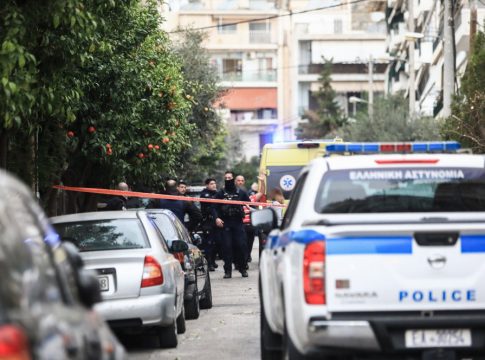Νίκαια: Σκότωσε τον γαμπρό του και αυτοκτόνησε – Βρέθηκε ιδιόχειρο σημείωμά του στο αυτοκίνητο