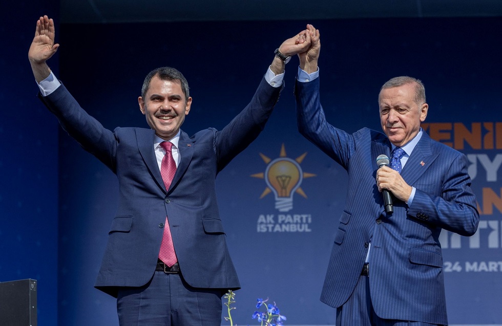 Τουρκία: Ο Ερντογάν σε εθνικιστικό παραλήρημα για να στηρίξει τον υποψήφιό του στην Κωνσταντινούπολη
