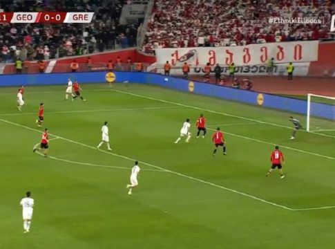 Γεωργία – Ελλάδα: Φαρμακερή σέντρα Τσιμίκα, για λίγα εκατοστά δεν την βρήκε ο Ιωαννίδης (vid)