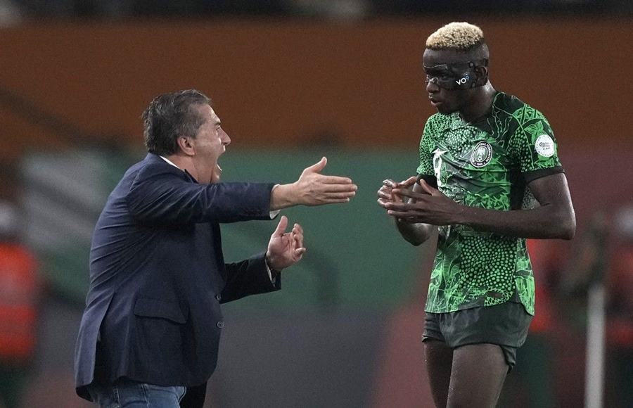Η Ποδοσφαιρική Ομοσπονδία της Νιγηρίας αναζητά νέο προπονητή μέσω αγγελίας