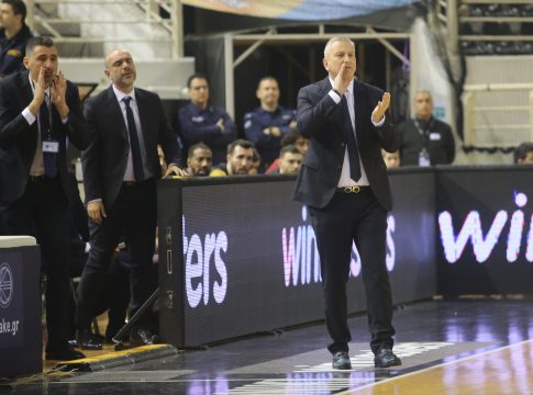 Ζούρος: «Είναι λυπηρό να συμβαίνουν επεισόδια έξω από τα αποδυτήριά μας – Αξίζαμε τη νίκη»