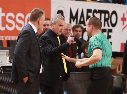 Ζούρος: «Πρέπει να συνεχίσουμε και θέλουμε να μας στηρίξουν οι οπαδοί μας»