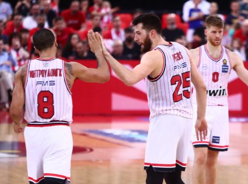 Ολυμπιακός – Άρης 85-77: «Πολυβόλο» Πίτερς, δοκιμές και τώρα… Βελιγράδι
