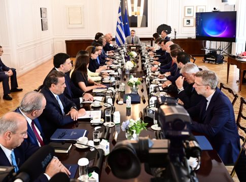 Φοβίζει την ΝΔ η ψήφος διαμαρτυρίας – Οι 96 «μέρες καθημερινότητας», οι νέοι, οι λαϊκές γειτονιές