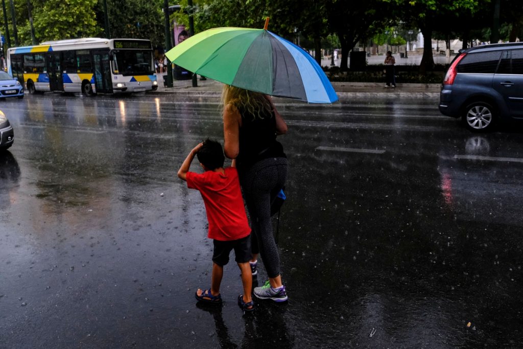 Ισχυρή καταιγίδα στην Αττική – H πορεία της κακοκαιρίας