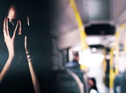 «Μου έκανε χειρονομίες, έπεφτε πάνω μου, με χάιδευε» – Σοκάρει θύμα παρενόχλησης από οδηγό λεωφορείου