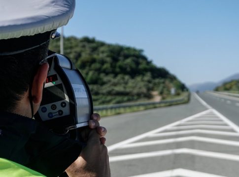Έρχεται μείωση των ορίων ταχύτητας – Σε ποια σημεία η μέγιστη θα είναι στα 30 χλμ.