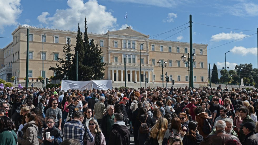 Ιδιωτικά πανεπιστήμια: «Πυρ ομαδόν» στην κυβέρνηση από τα κόμματα – Την Παρασκευή η μάχη των αρχηγών