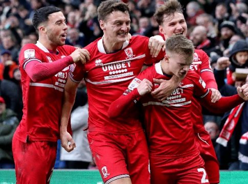 Δυνατή τριάδα από Αγγλία