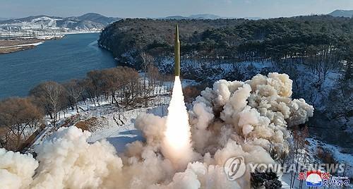 Βόρεια Κορέα: Εκτόξευσε βαλλιστικό πύραυλο προς την κατεύθυνση της Θάλασσας της Ιαπωνίας