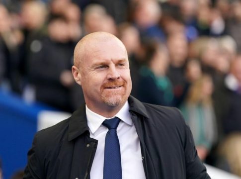 Καταβροχθίζει κεράσια ο Ντάιτς