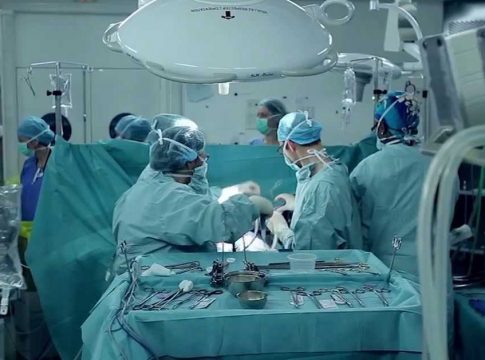 Χωρίς έγκριση τα «δωρεάν» απογευματινά χειρουργεία από το Ταμείο Ανάκαμψης